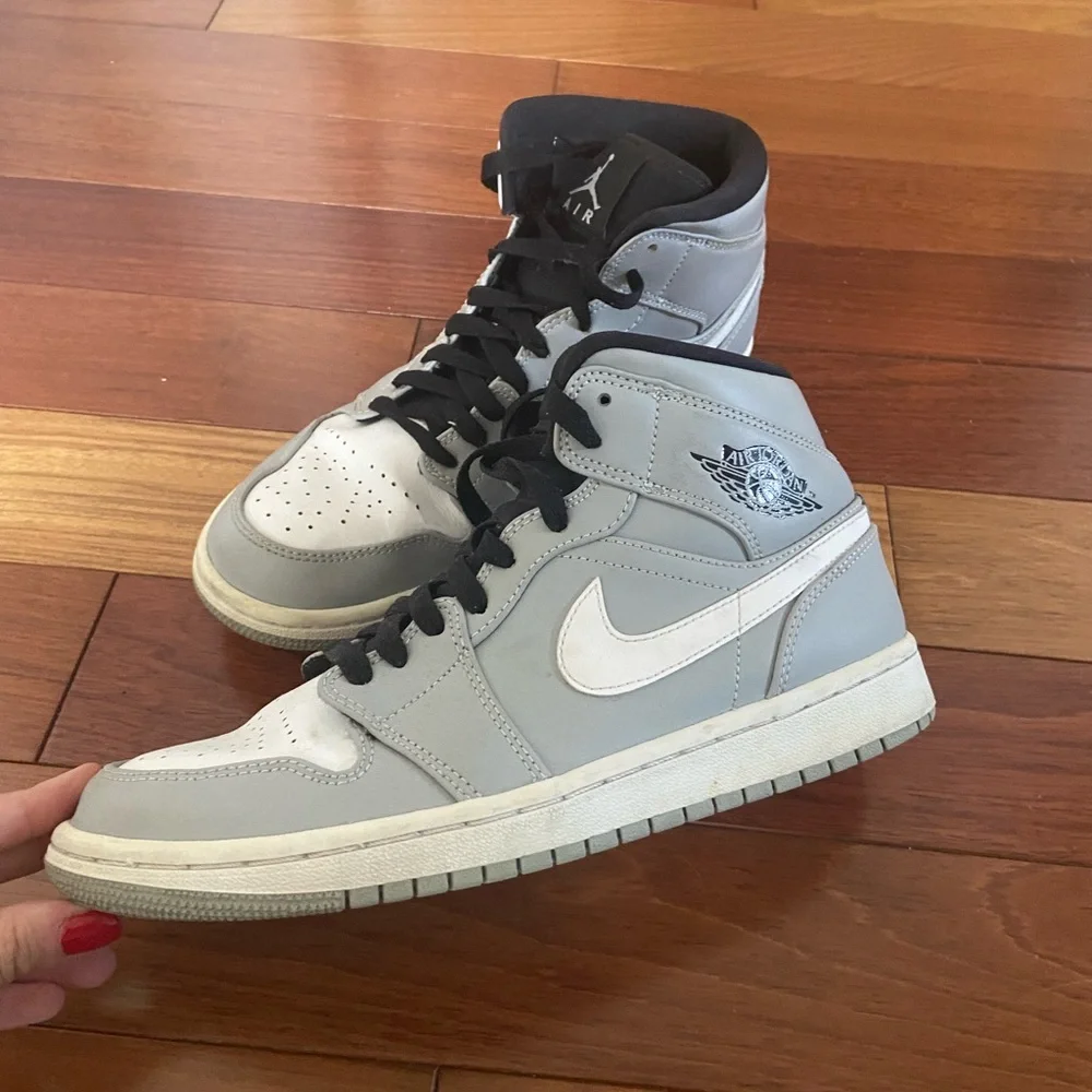 Jordan Sneakers in Gray and White - Picture 6 of 12